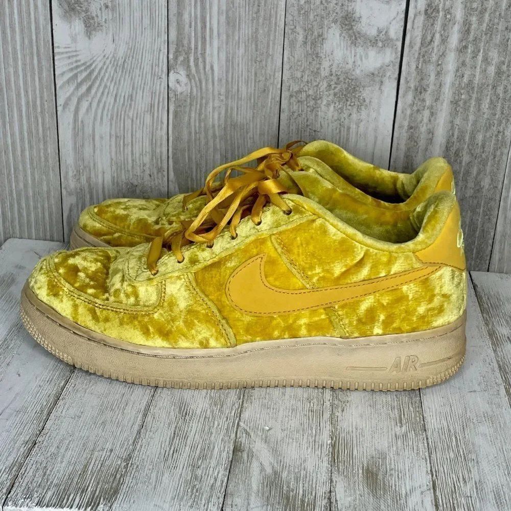 Nike Air Force 1 LV8 ‘Mineral Gold’ Sneakers Kids Size 7Y Youth 8.5 Women - Picture 2 of 8